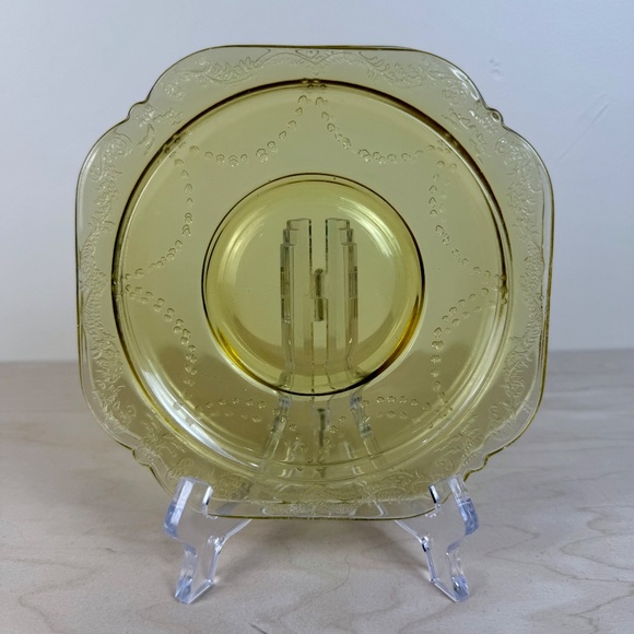 Vintage Federal Glass Madrid Amber Dessert Plates | Set of 2 | 5.75” - Picture 8 of 15